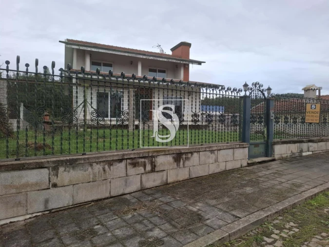 Moradia T4 para Venda em Alfena Foto 25