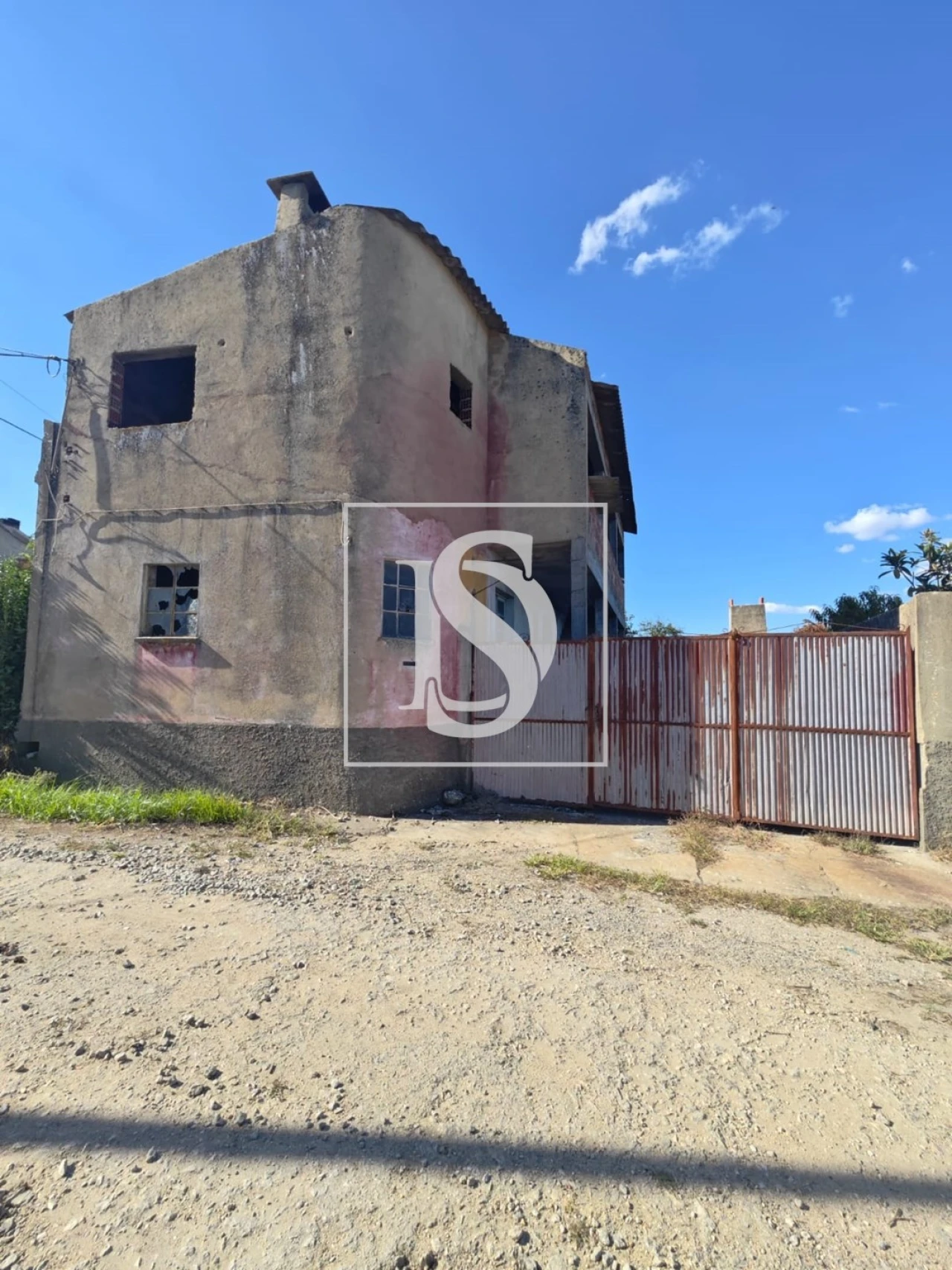 Moradia T3 para Venda em Amoreira da Gândara, Paredes do Bairro e Ancas Foto 1