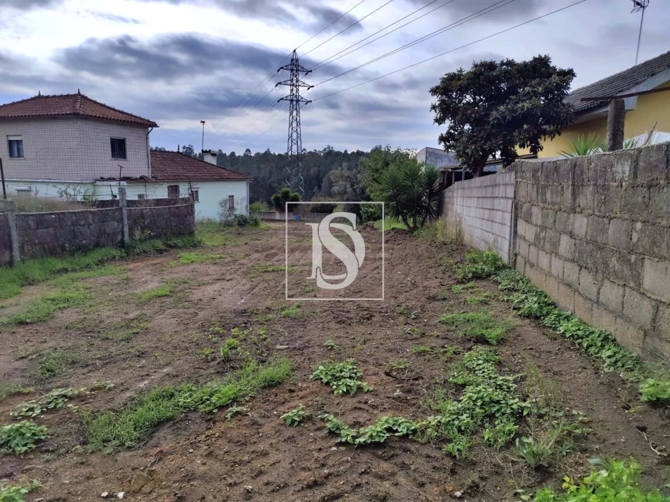 Moradia T3 para Venda em Lama Foto 7