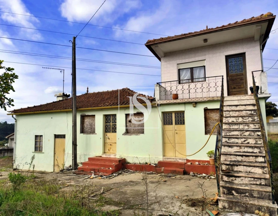 Moradia T3 para Venda em Lama Foto 1