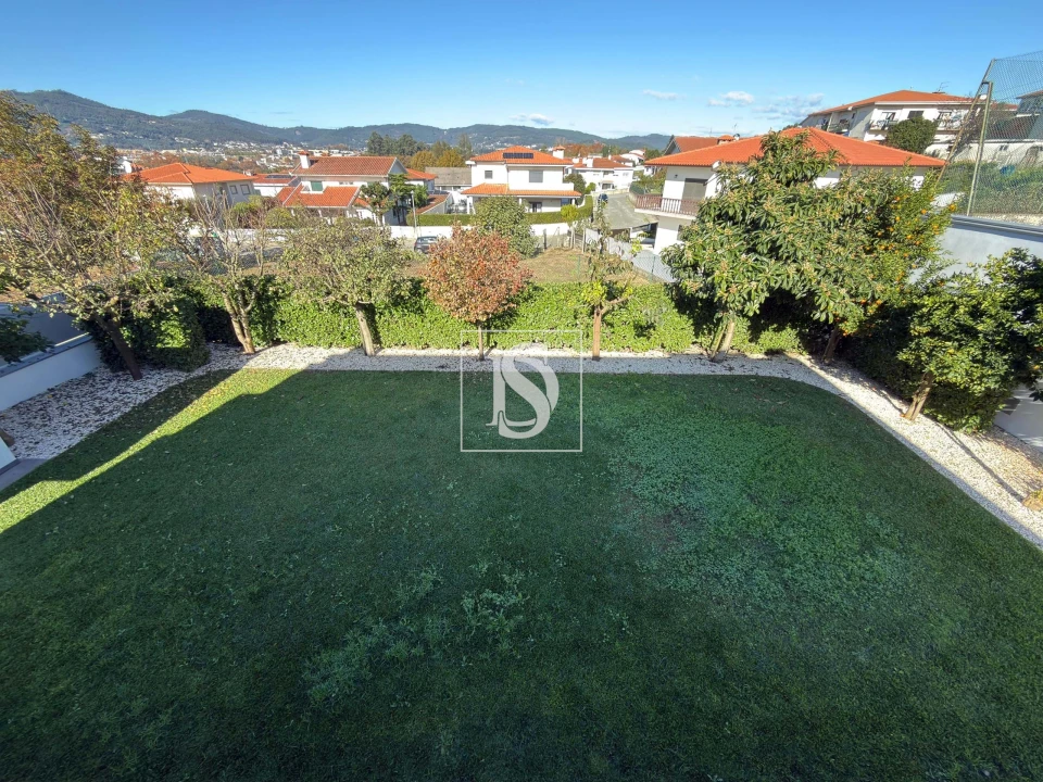 Moradia T4 para Venda em Ponte Foto 9