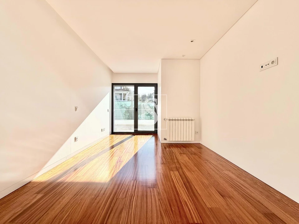 Moradia T4 para Venda em Ponte Foto 13