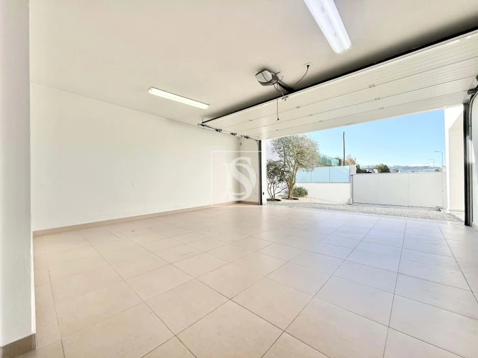 Moradia T4 para Venda em Ponte Foto 44