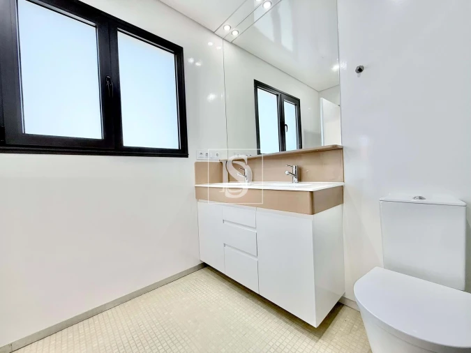 Moradia T4 para Venda em Ponte Foto 16