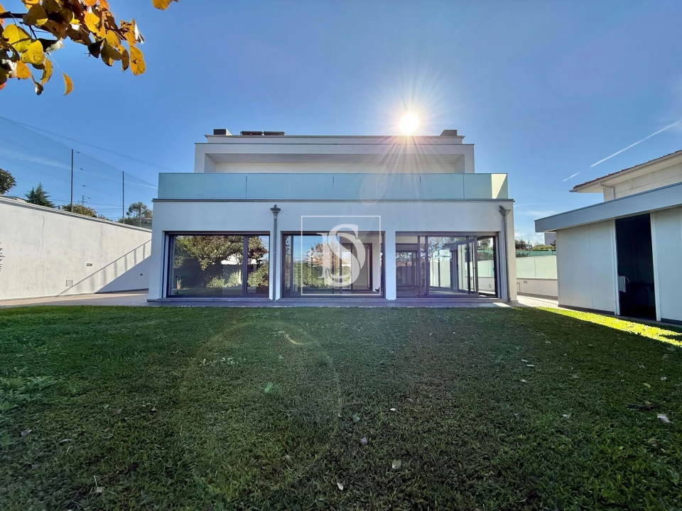 Moradia T4 para Venda em Ponte Foto 2