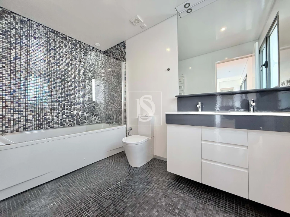 Moradia T4 para Venda em Ponte Foto 14