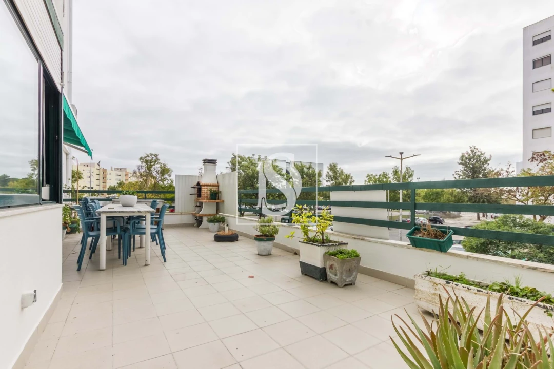 Apartamento T2 para Venda em Barreiro e Lavradio Foto 19