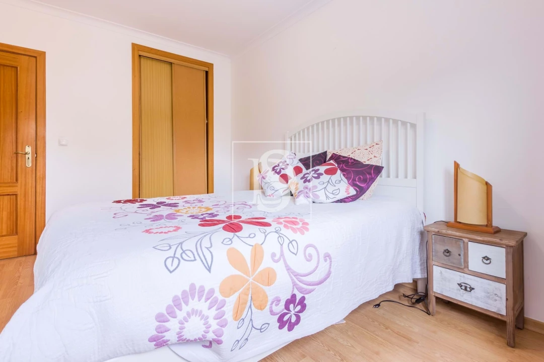 Apartamento T2 para Venda em Barreiro e Lavradio Foto 5