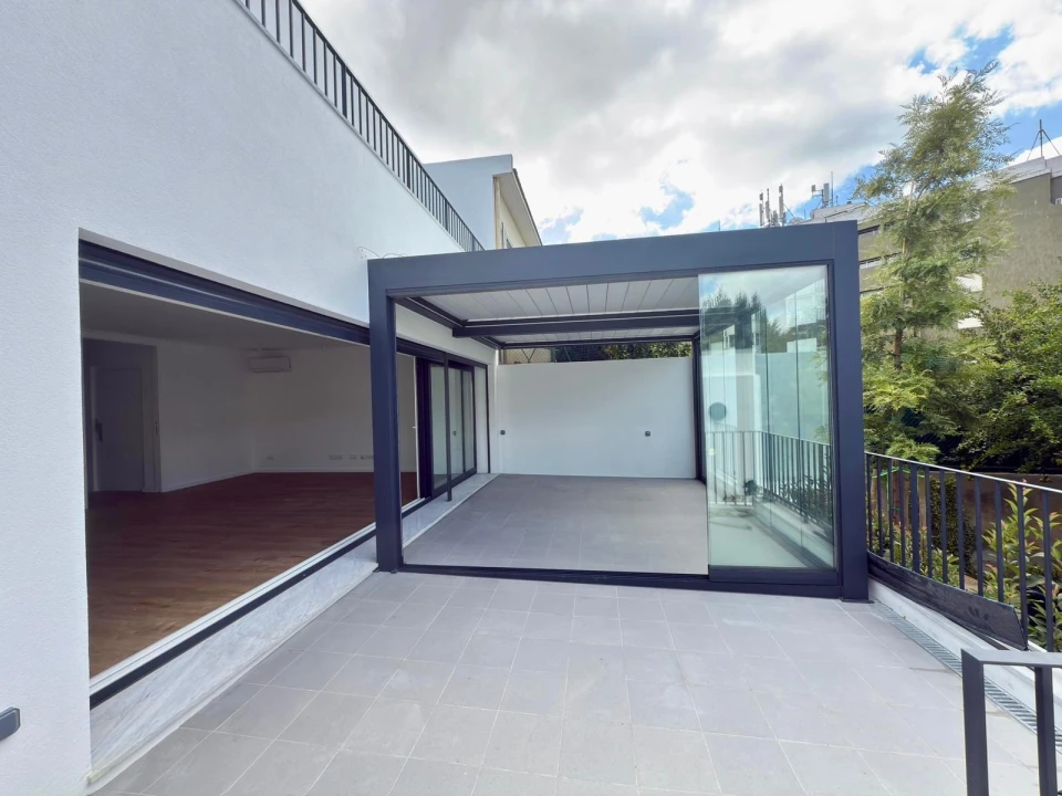 Moradia T3 para Arrendamento em Campolide Foto 9