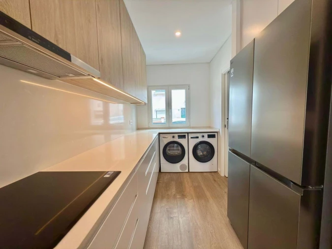 Moradia T3 para Arrendamento em Campolide Foto 8