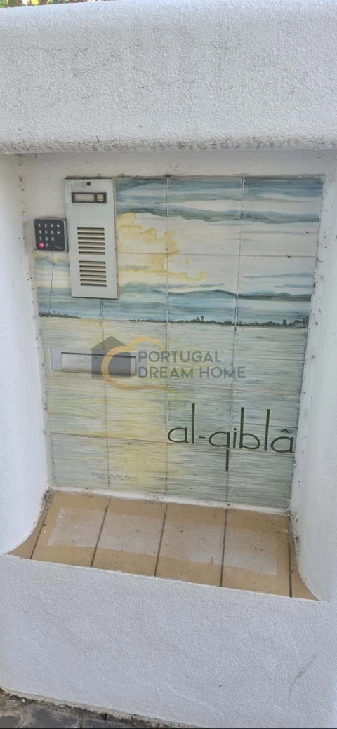 Moradia T5 para Venda em Albufeira e Olhos de Água