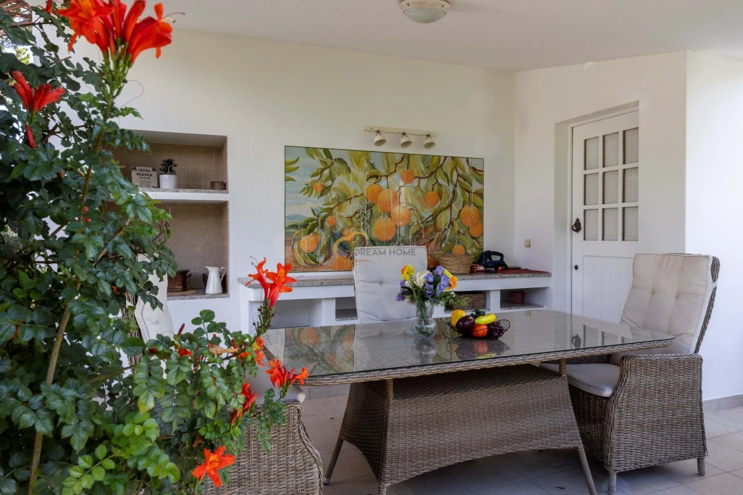 Moradia T5 para Venda em Albufeira e Olhos de Água Foto 21