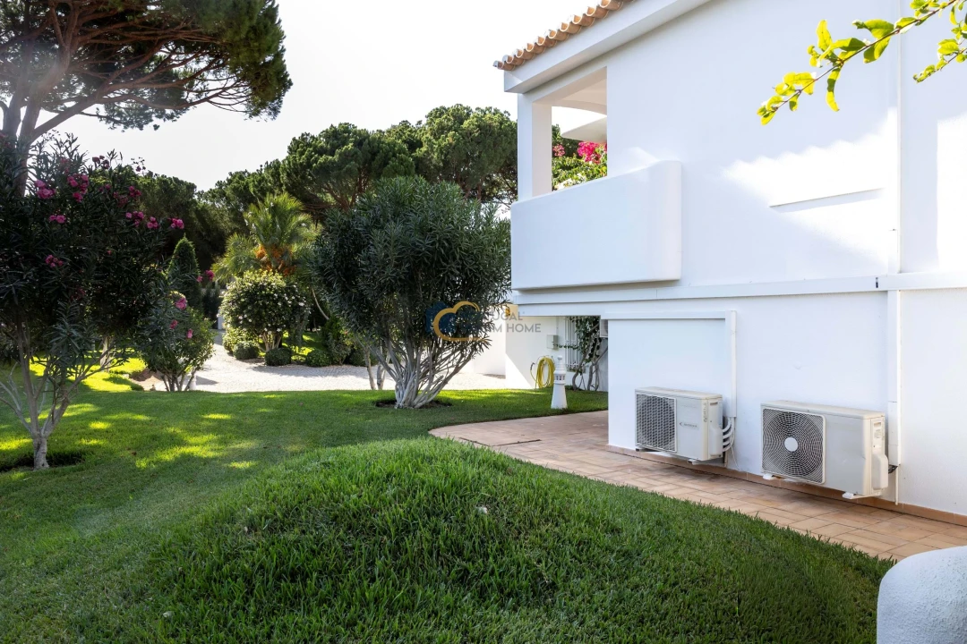 Moradia T5 para Venda em Albufeira e Olhos de Água Foto 39