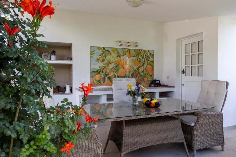 Moradia T5 para Venda em Albufeira e Olhos de Água Foto 21