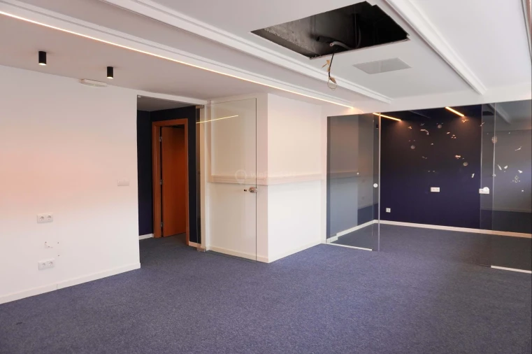 Escritório para Arrendamento em Laranjeiro e Feijó Foto 14