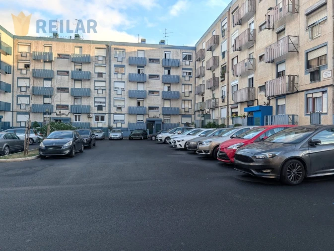 Apartamento T2 para Venda em Olivais Foto 19