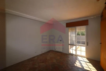 Moradia T7 para Venda em Almancil