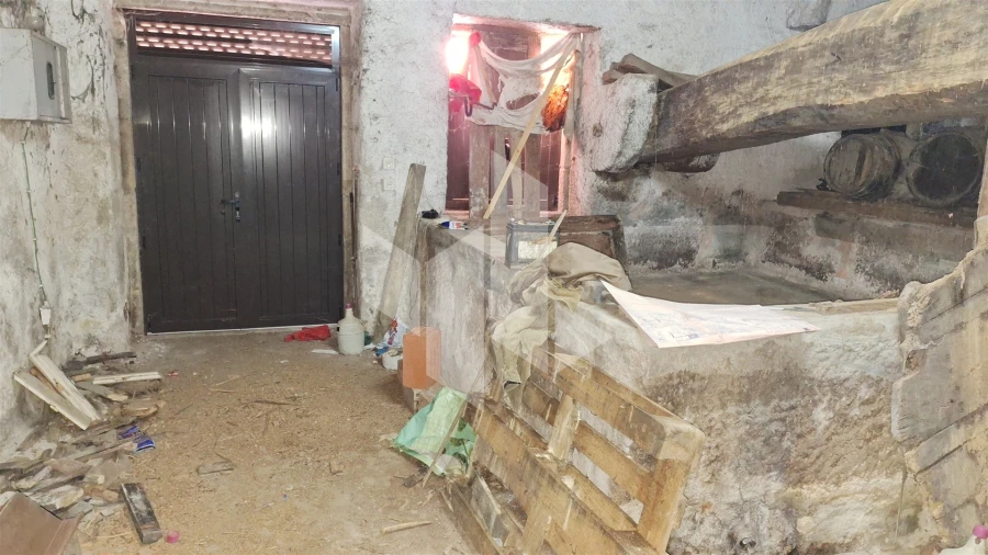 Moradia T4 para Venda em Lobão da Beira Foto 23