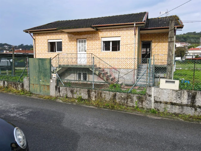 Moradia T3 para Venda em Conde e Gandarela