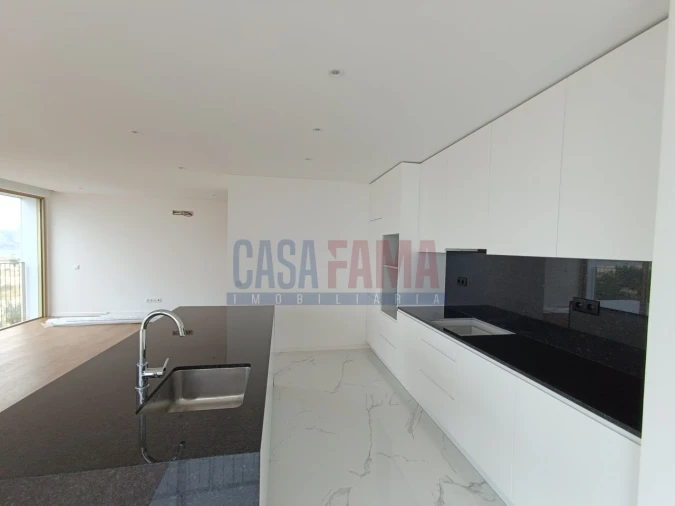 Apartamento T3 para Venda em Canidelo Foto 6