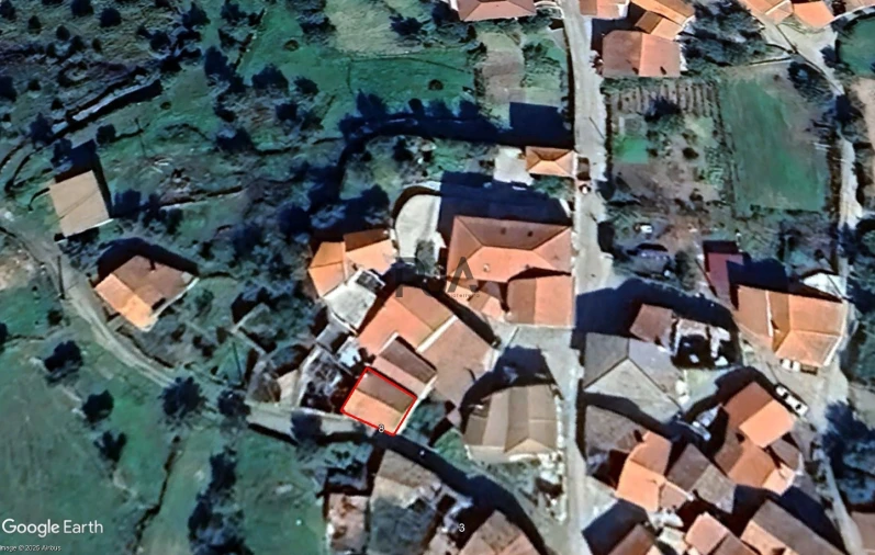 Moradia T4 para Venda em Vila Cova do Covelo/Mareco Foto 11