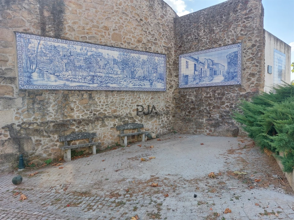 Moradia T4 para Venda em Vila Cova do Covelo/Mareco Foto 13