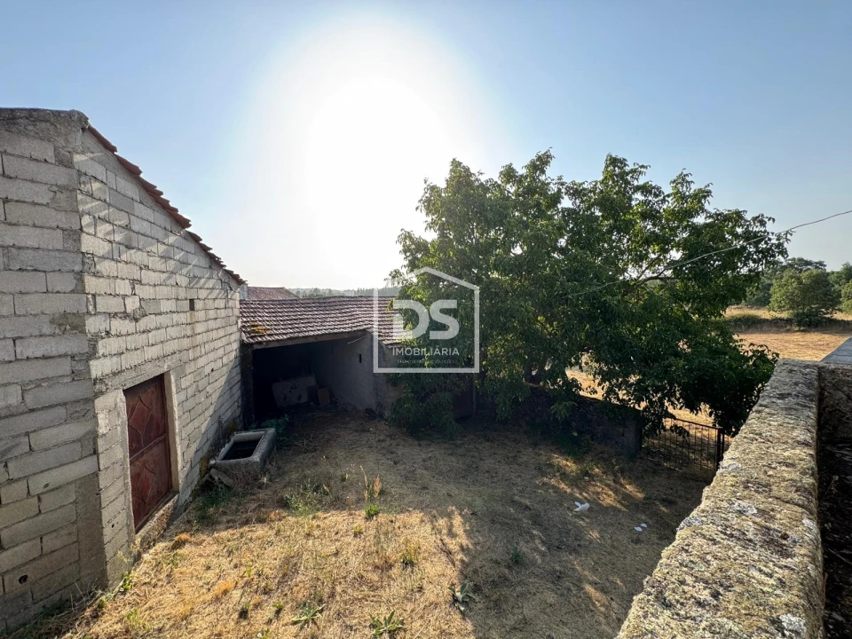 Moradia T0 para Venda em Pousade e Albardo Foto 26