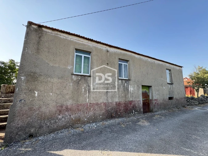 Moradia T0 para Venda em Pousade e Albardo Foto 4