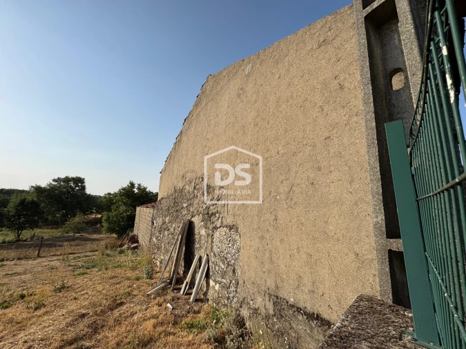 Moradia T0 para Venda em Pousade e Albardo Foto 8