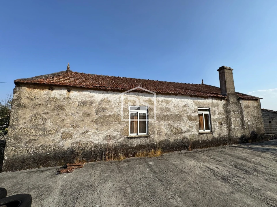 Moradia T0 para Venda em Pousade e Albardo Foto 3