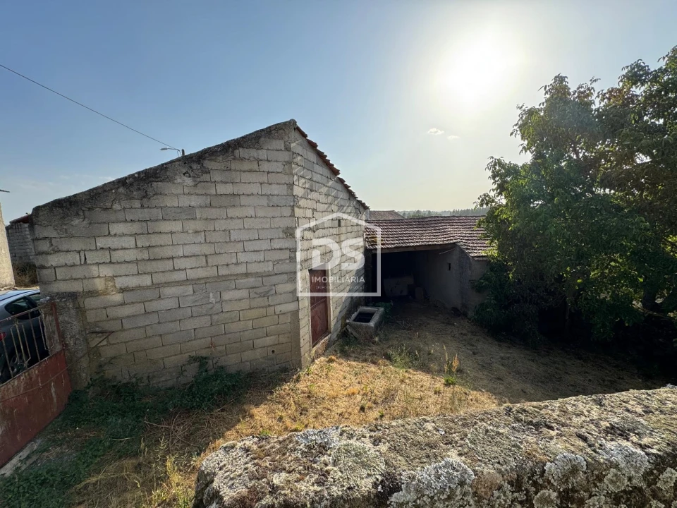 Moradia T0 para Venda em Pousade e Albardo Foto 33