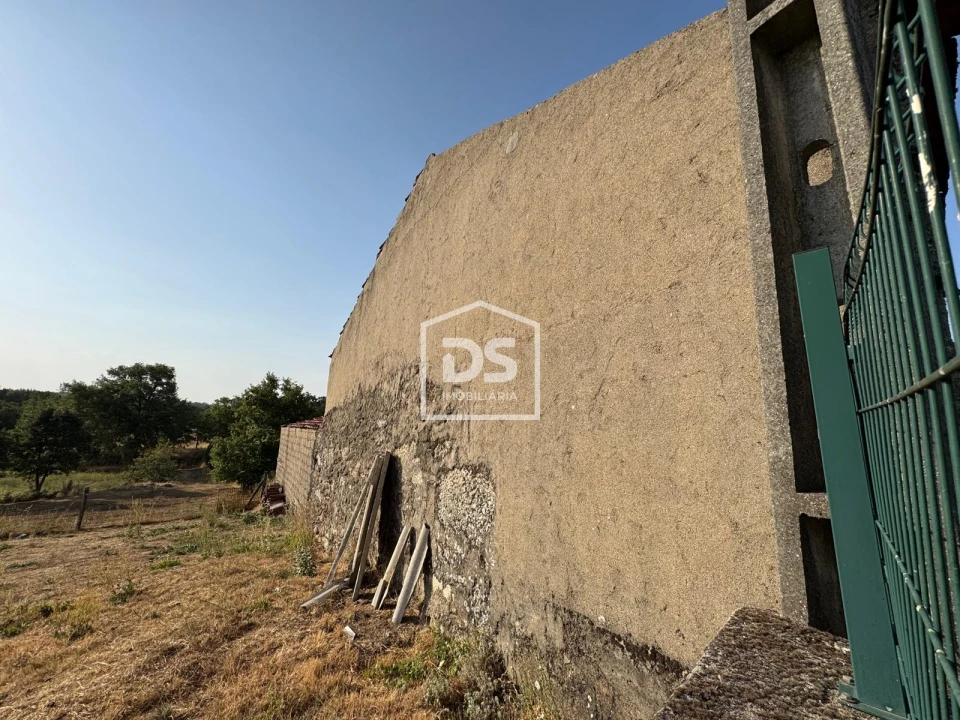 Moradia T0 para Venda em Pousade e Albardo Foto 8