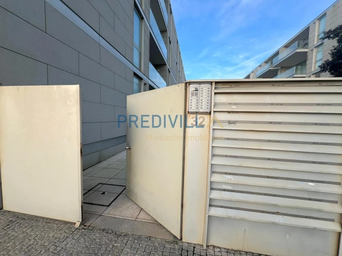 Apartamento T1 para Arrendamento em Azurara Foto 21