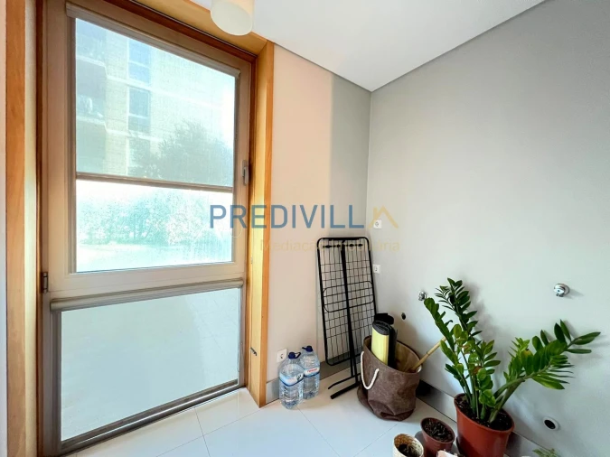 Apartamento T1 para Arrendamento em Azurara Foto 5