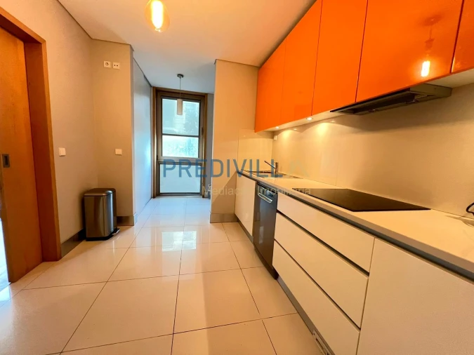 Apartamento T1 para Arrendamento em Azurara Foto 4