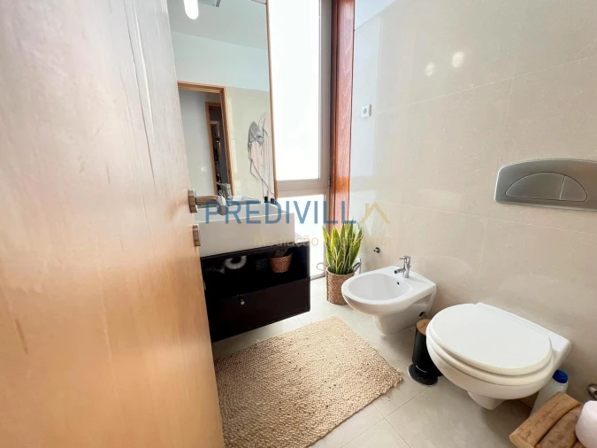 Apartamento T1 para Arrendamento em Azurara Foto 12