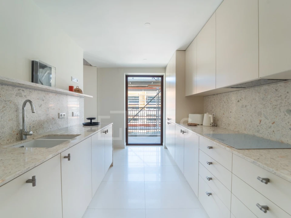 Apartamento T3 para Venda em Santa Marinha e São Pedro da Afurada Foto 6