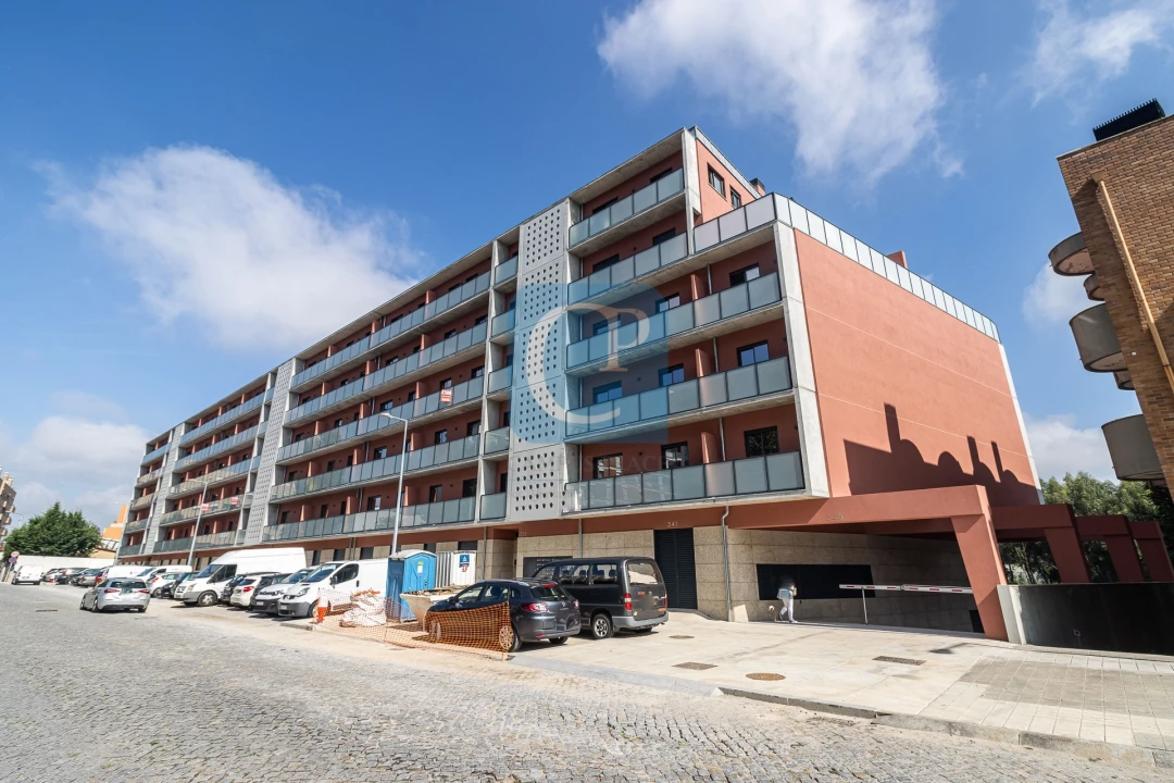 Apartamento T1 para Arrendamento em São Mamede de Infesta e Senhora da Hora Foto 1
