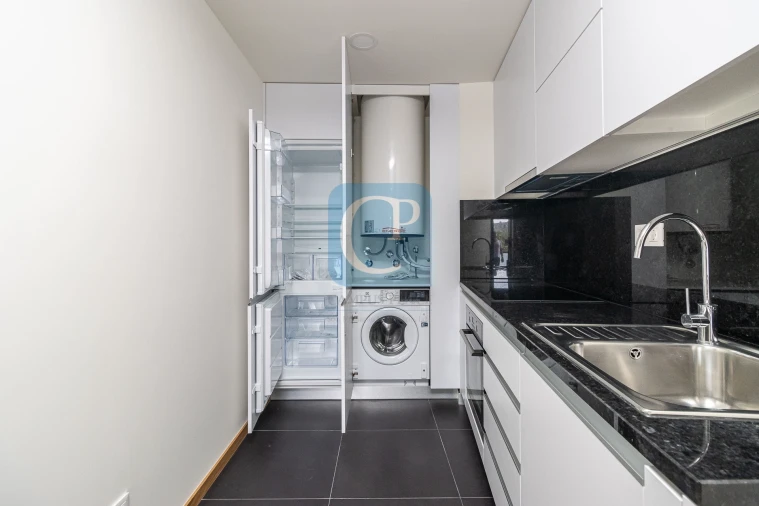 Apartamento T1 para Arrendamento em São Mamede de Infesta e Senhora da Hora Foto 5