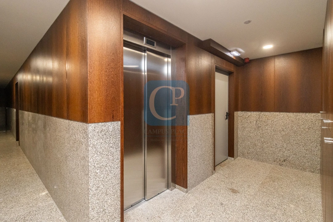 Apartamento T1 para Arrendamento em São Mamede de Infesta e Senhora da Hora Foto 17