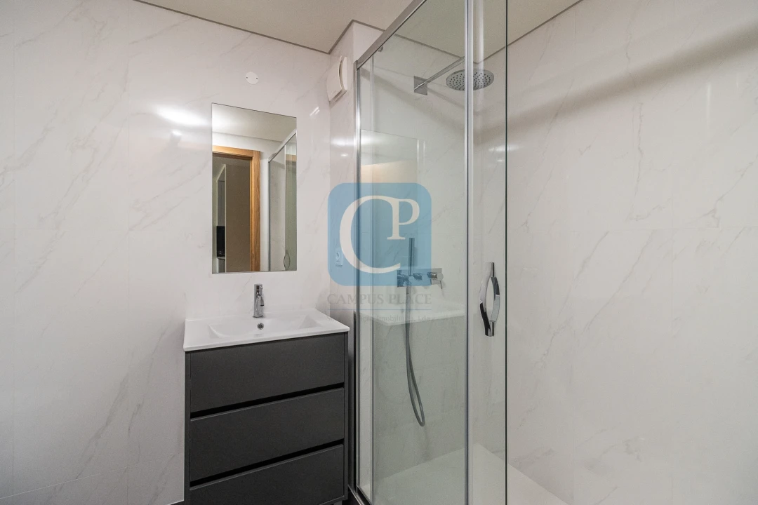 Apartamento T1 para Arrendamento em São Mamede de Infesta e Senhora da Hora Foto 11