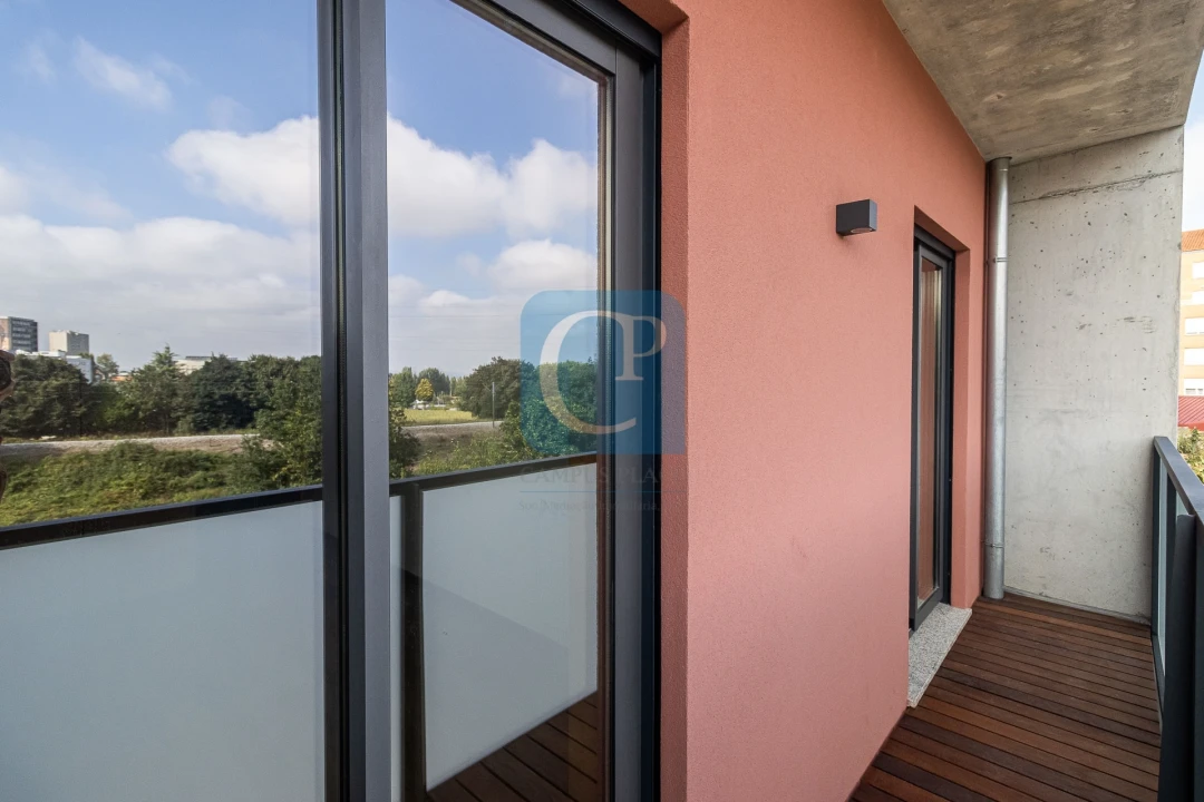 Apartamento T1 para Arrendamento em São Mamede de Infesta e Senhora da Hora Foto 16