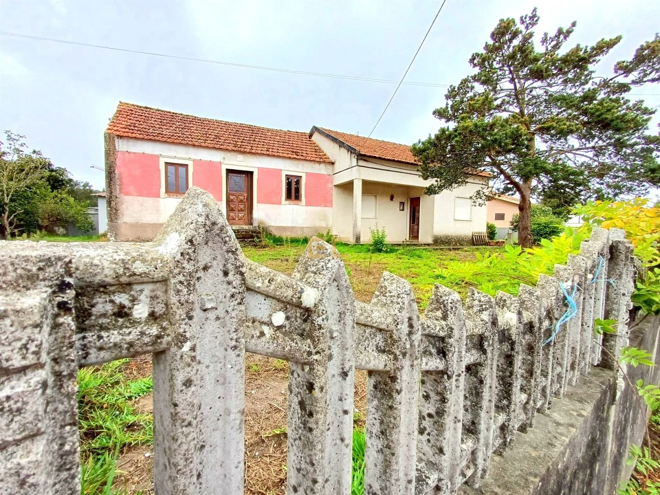 Moradia T3 para Venda em Ferreira-A-Nova Foto 1
