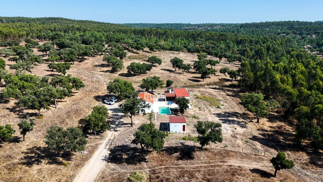 Quinta T2 para Venda em Raposa Foto 12