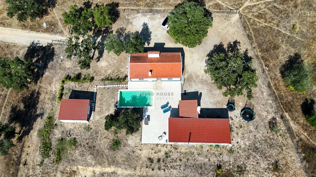 Quinta T2 para Venda em Raposa Foto 13