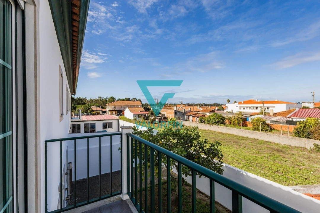 Moradia T3 para Venda em Marinha Grande Foto 17