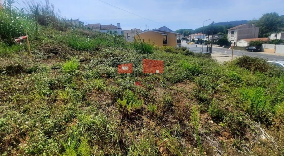 Terreno para Venda em Azueira e Sobral da Abelheira Foto 3