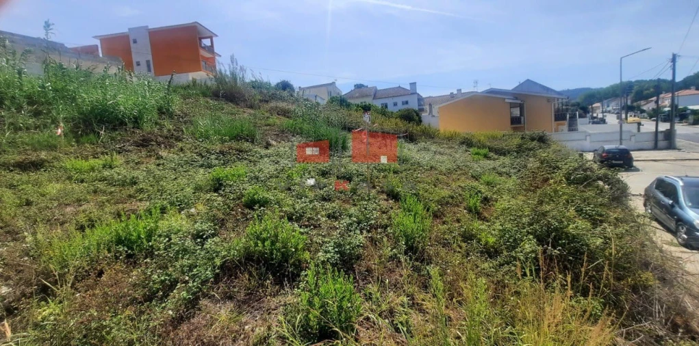 Terreno para Venda em Azueira e Sobral da Abelheira Foto 2