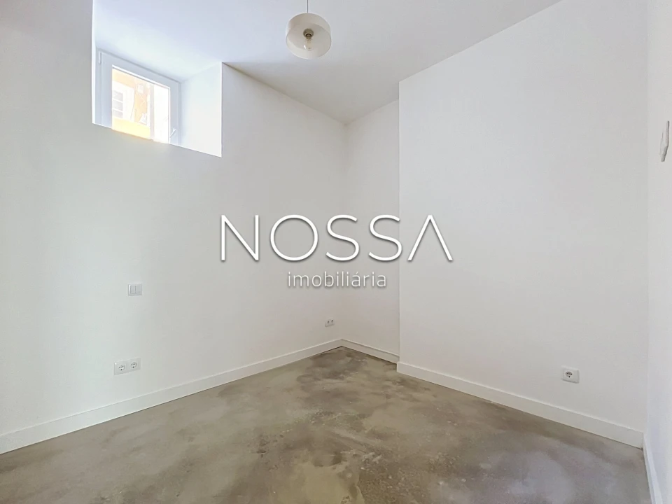 Apartamento T1 para Venda em São Vicente Foto 18