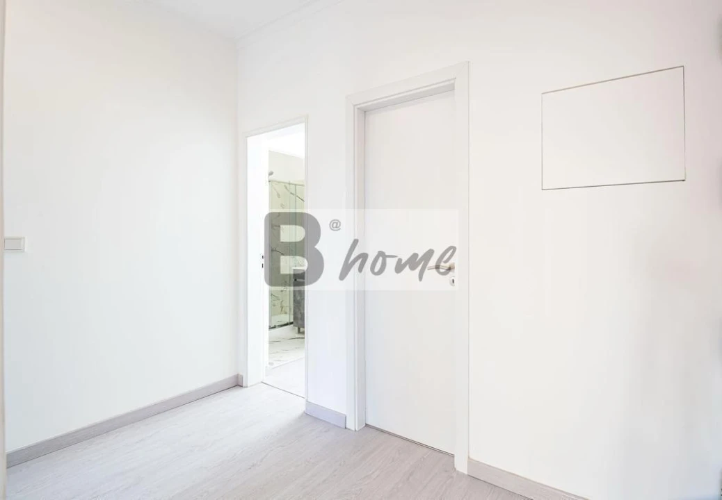 Apartamento T3 para Venda em Charneca de Caparica e Sobreda Foto 8